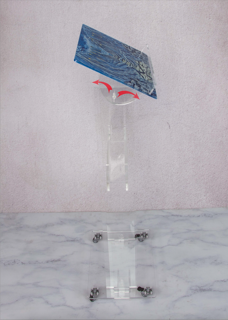Plexiglass Shtender on wheels